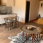 شقة Quinta Oriana *